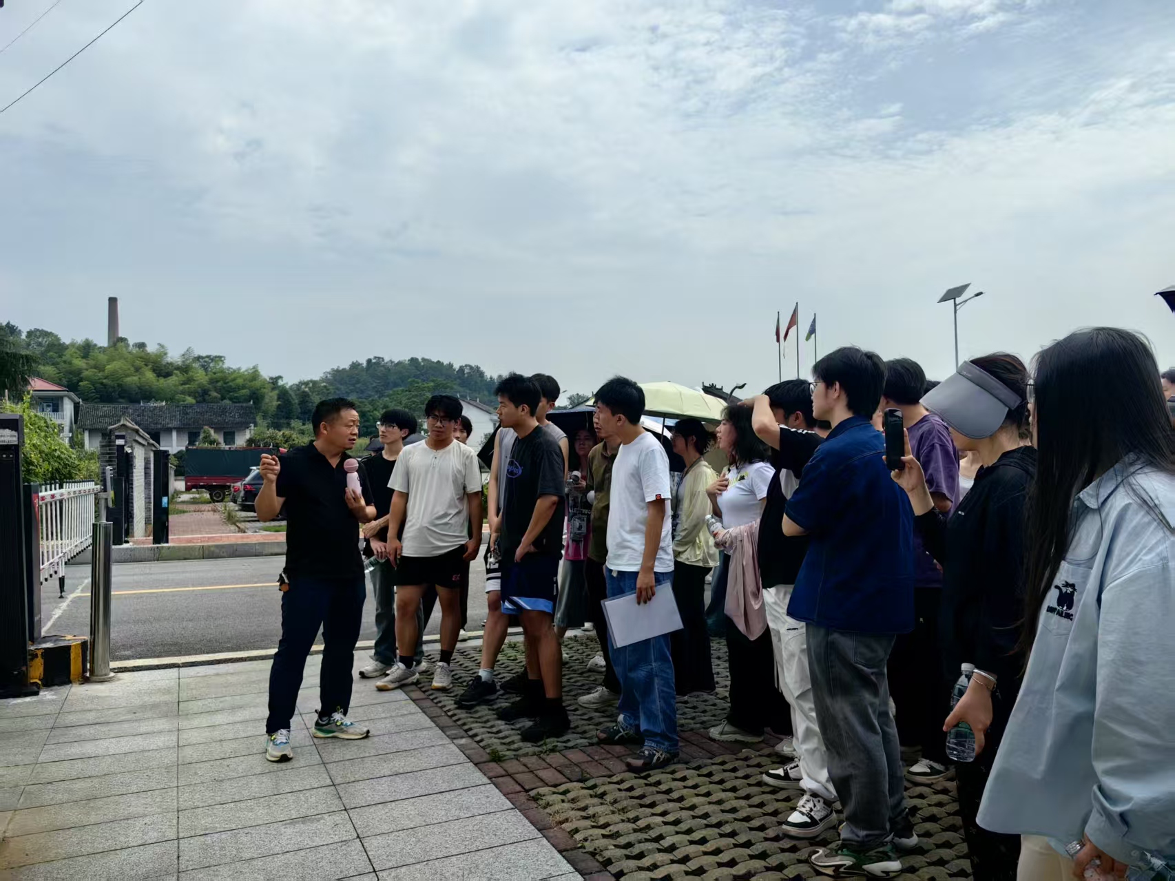 图3.jpg